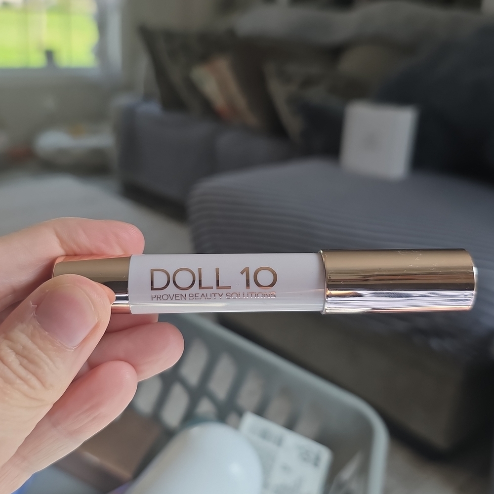 DOLL 10 Lip Crayon